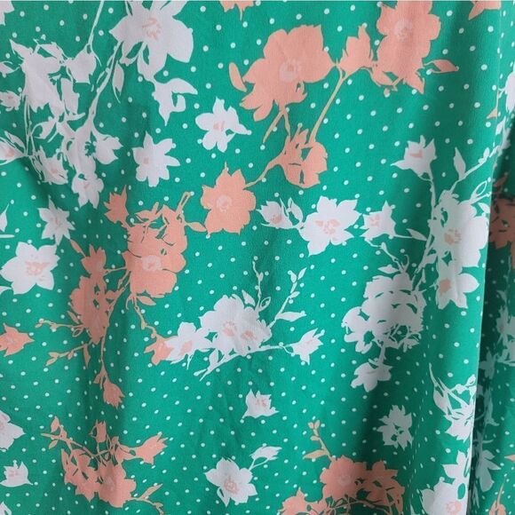 LANE BRYANT Floral Top - Picture 3 of 9